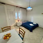 In 42073 Apartment Jadranovo