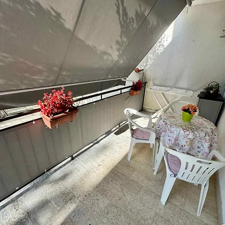 Appartement In 42073